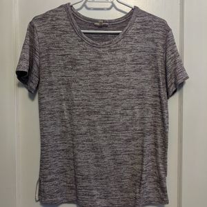 2/15 🌹Wilfred Free t-shirt